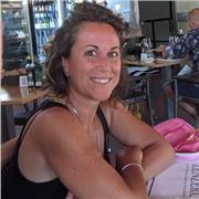 Offro aiuto nei compiti per tutte le materie a bambini delle scuole elementari.